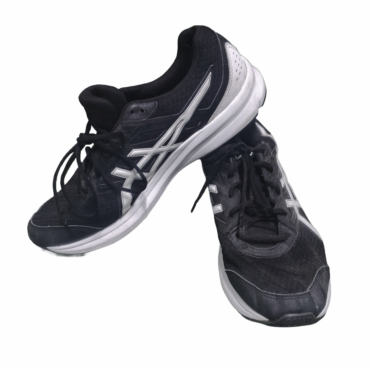 Pre-Loved ASICS Black and White Running/Training Sneakers - Image 4